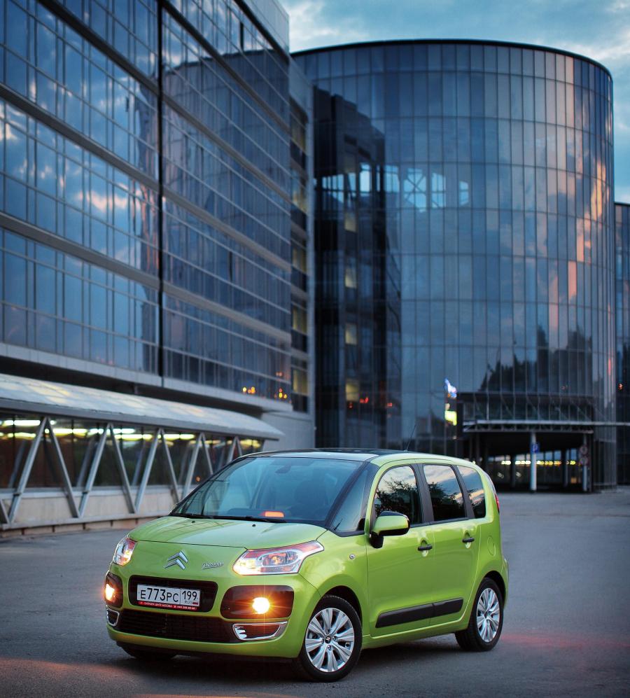 Citroen C3 Picasso 2009 года  (фото 134 из 242)